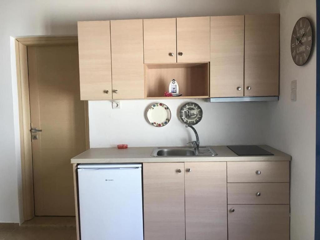 דירות לוטרו Maistrali Studio With Sea View מראה חיצוני תמונה